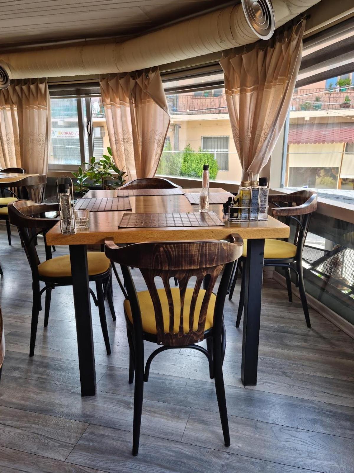 Cozy Elegance Above Korca公寓 外观 照片
